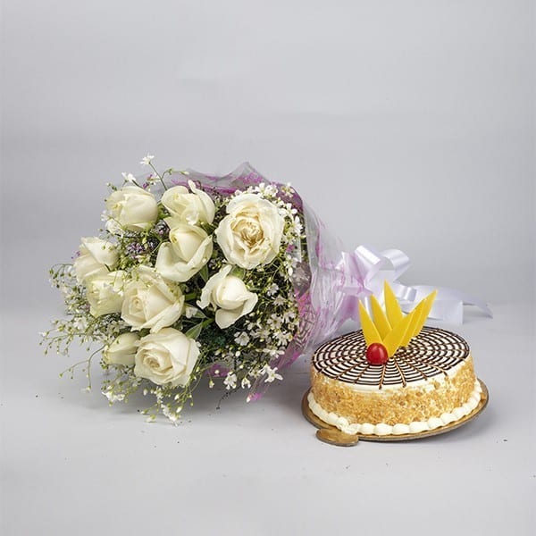 White Roses & Cake 1/2 Kg