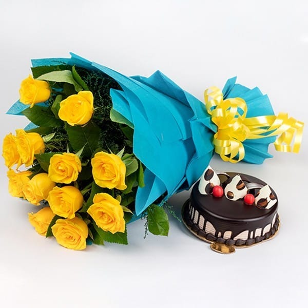 Shop for Fresh Pink Love Lily Bouquet with Birthday Cake online - Jorhat
