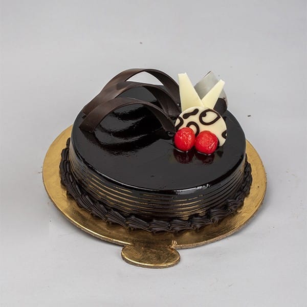 Send Online half kg decorated chocolate truffle cake Order Delivery |  flowercakengifts