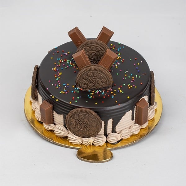 Oreo cake online - Send & buy Oreo biscuit cake for Birthday - GiftzBag