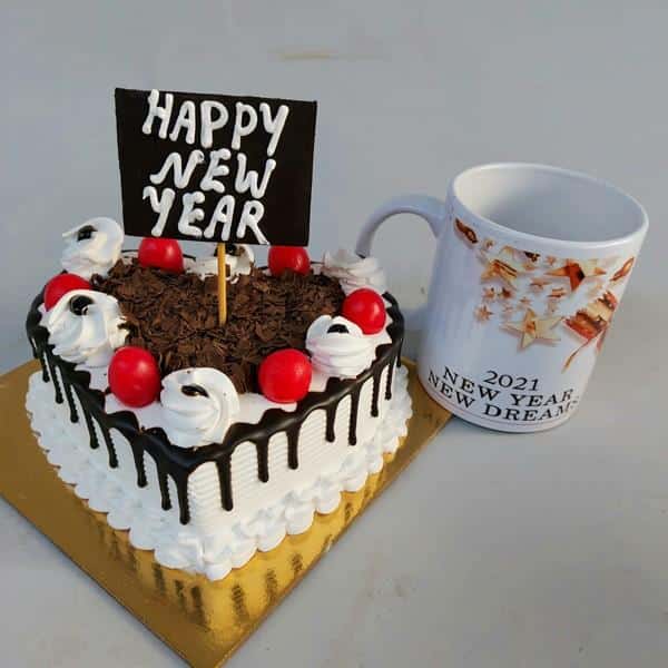 New Year Cake 2021 / New Year Cake Decoration / New Year Cake Design 2021 /  Happy 2021 #Shorts - YouTube
