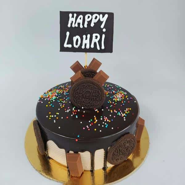 Oreo Kitkat Cake for Lohri