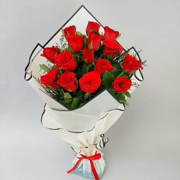 Red Rose Bunch - DP Saini Florist