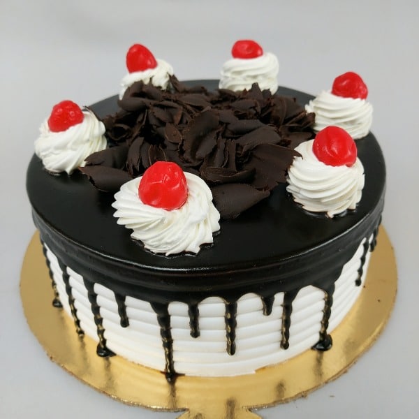 Special White Forest Cake - Online flowers delivery to moradabad