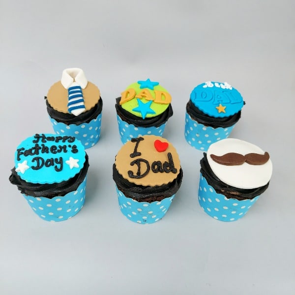Father's Day Theme Cup Cakes