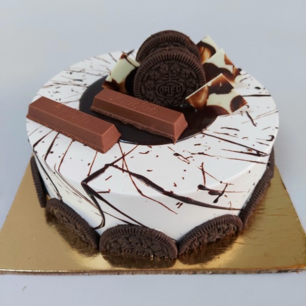 Choco | Kit-Kat | Cake Links | Order Cake | Online Now