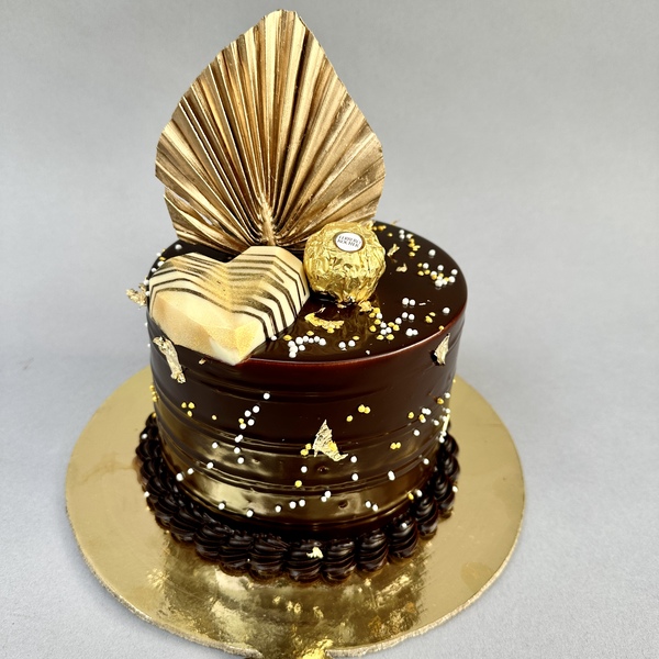 Designer Chocolate Cake