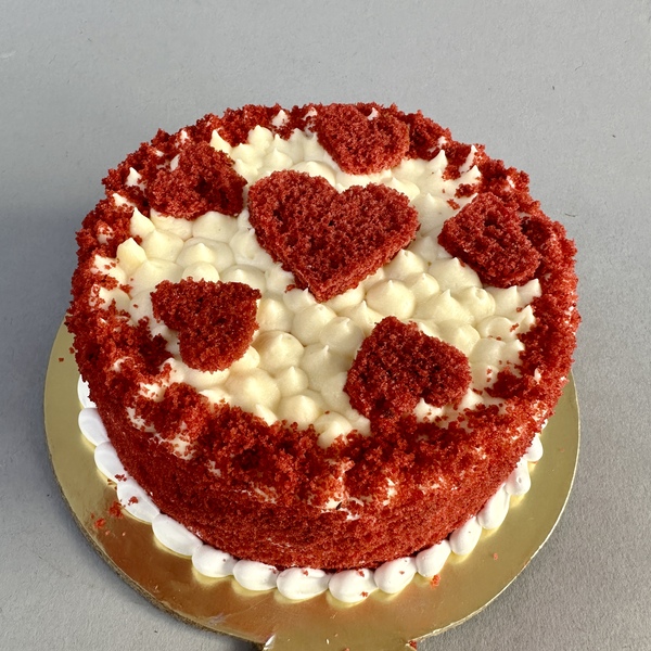 Red Velvet Cake – Square | Wilton Patisserie